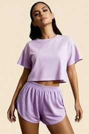 Conjunto de short con aberturas y crop top Carmen Morado