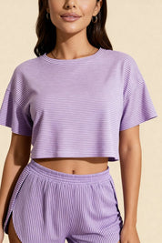 Conjunto de short con aberturas y crop top Carmen Morado