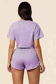 Conjunto de short con aberturas y crop top Carmen Morado