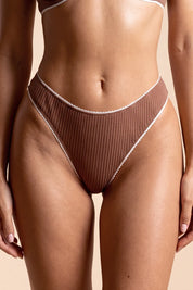Conjunto Polina Marrón